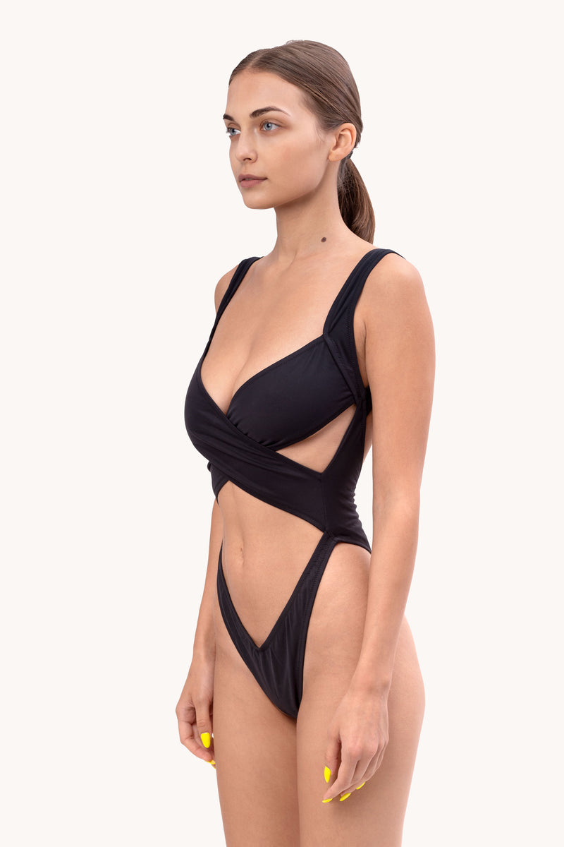 brulee-beachwear-reina-olga-