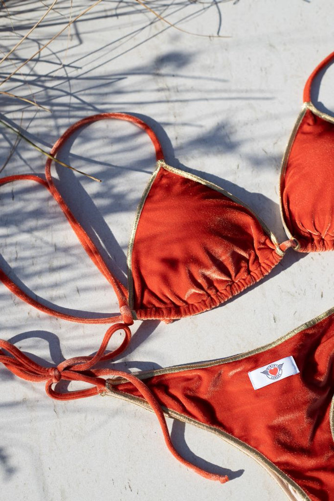 Bikini Lovers